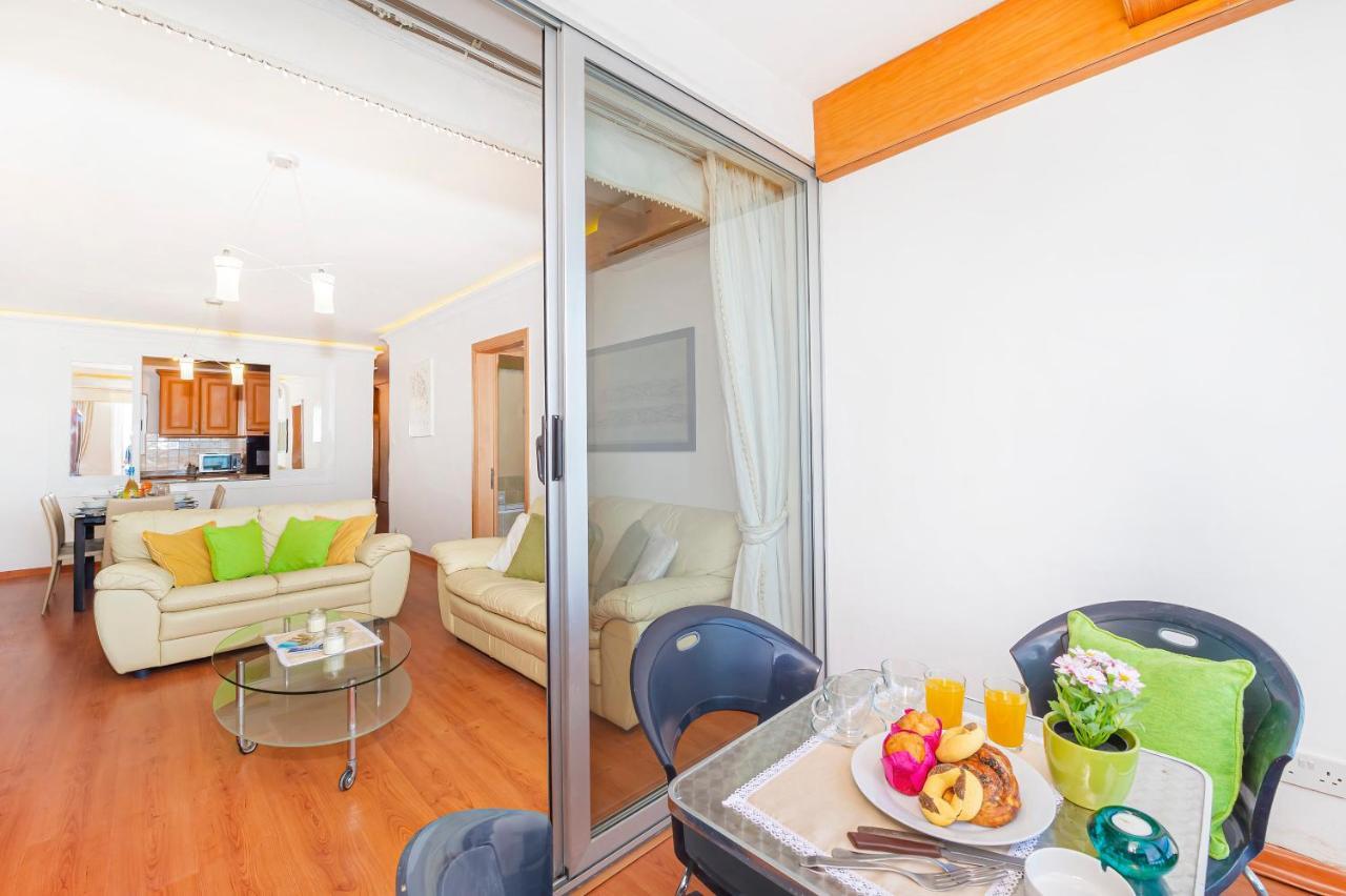 Spinola Bay Top Floor Seafront 3 Bedroom Apartment With Panoramic Sea Views - By Getawaysmalta Saint Julian's Exteriér fotografie