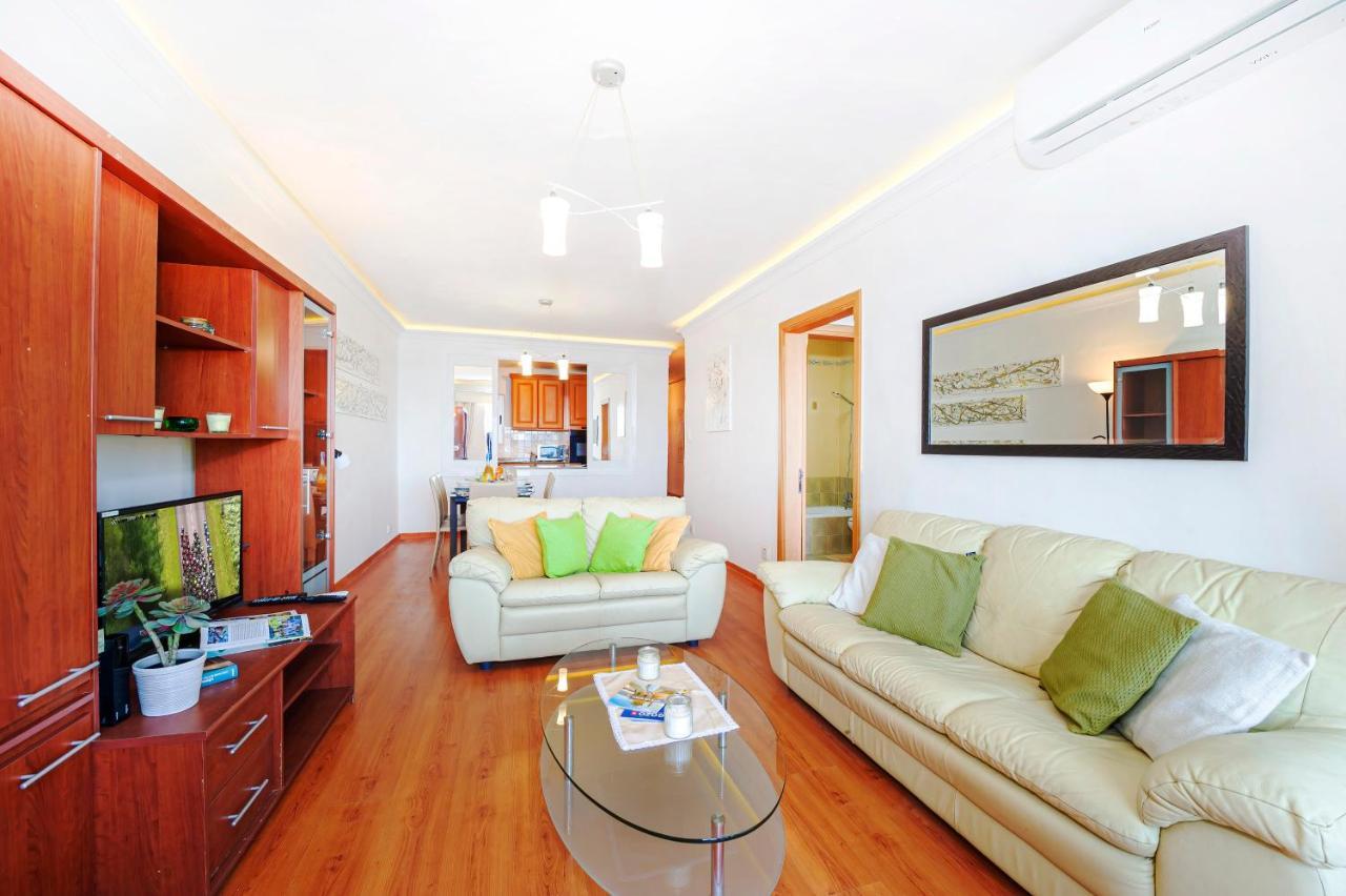Spinola Bay Top Floor Seafront 3 Bedroom Apartment With Panoramic Sea Views - By Getawaysmalta Saint Julian's Exteriér fotografie