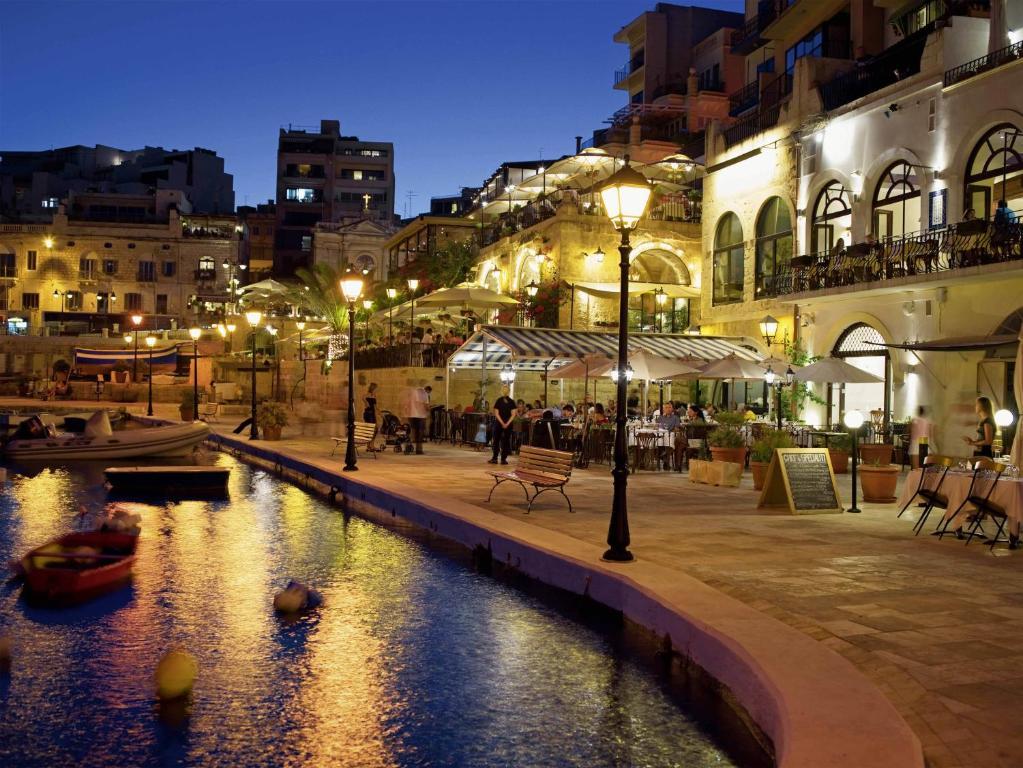 Spinola Bay Top Floor Seafront 3 Bedroom Apartment With Panoramic Sea Views - By Getawaysmalta Saint Julian's Exteriér fotografie